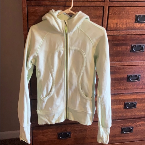 lululemon athletica Tops - EUC Lululemon Scuba Hoody